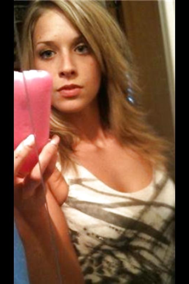 25P Facebook babes 17(Random edition)