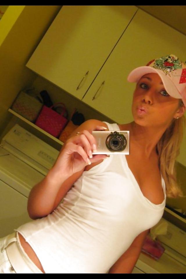 25P Facebook babes 17(Random edition)