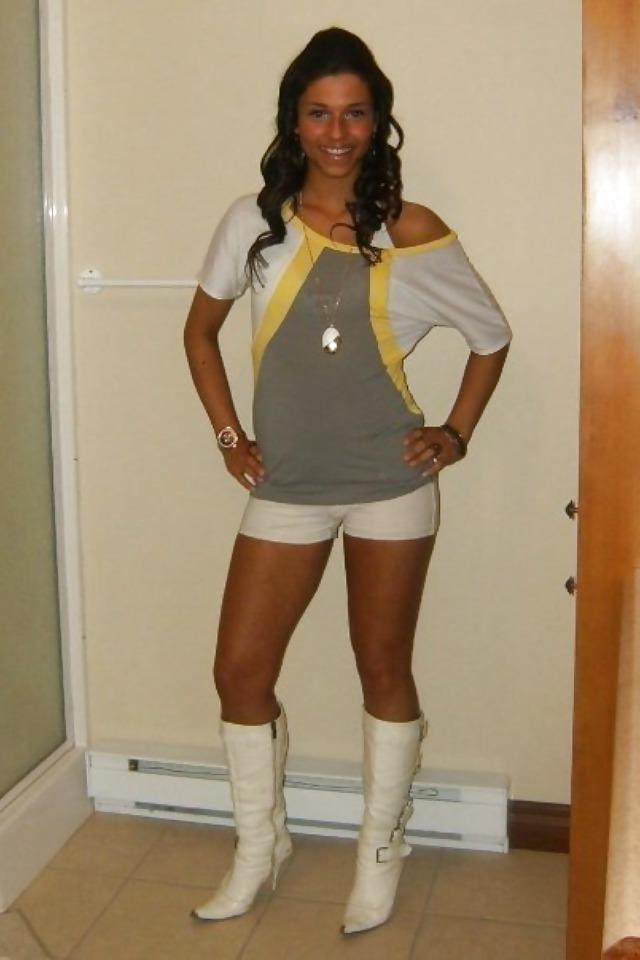 25P Facebook babes 17(Random edition)