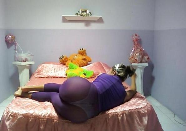 20P Big Booty 27