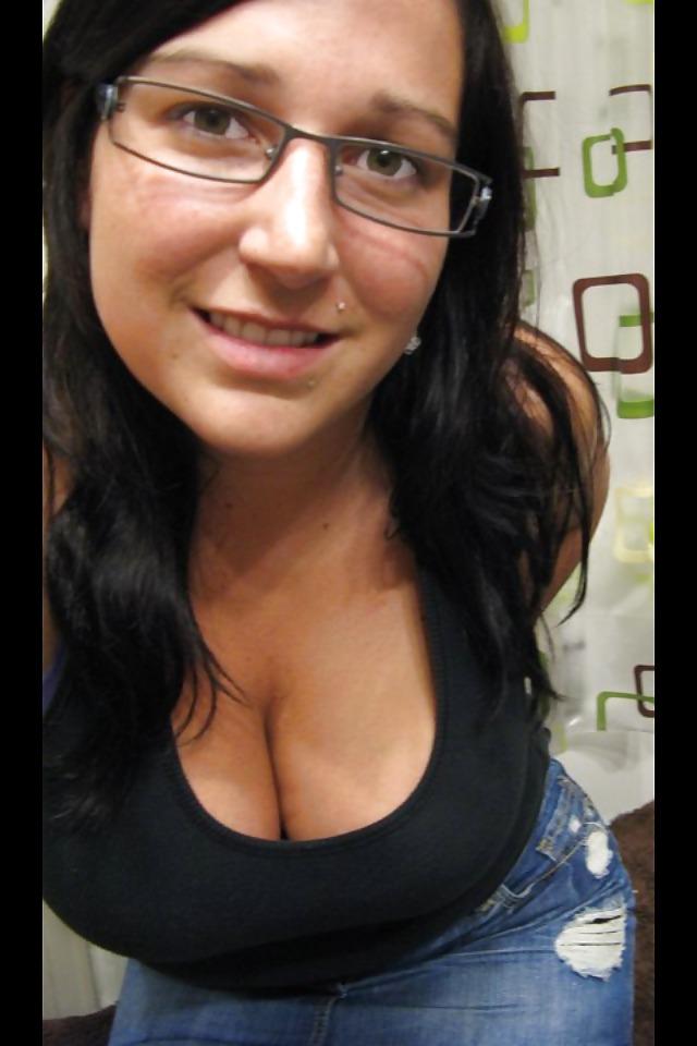 25P Facebook babes 18 (STILL unique edition)