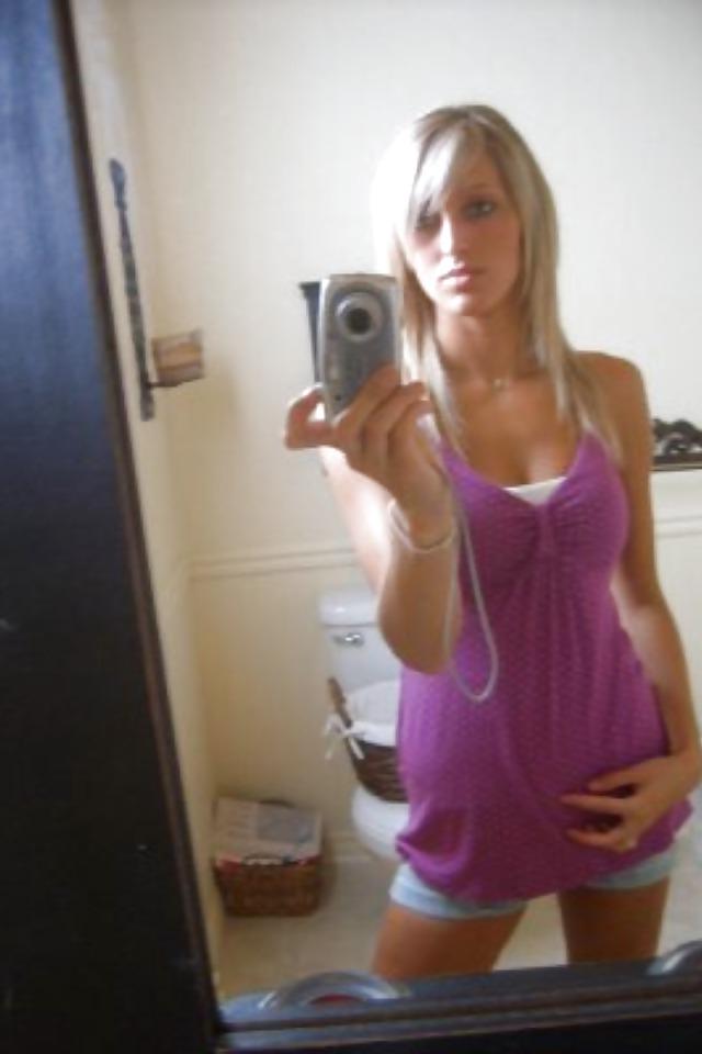 25P Facebook babes 18 (STILL unique edition)