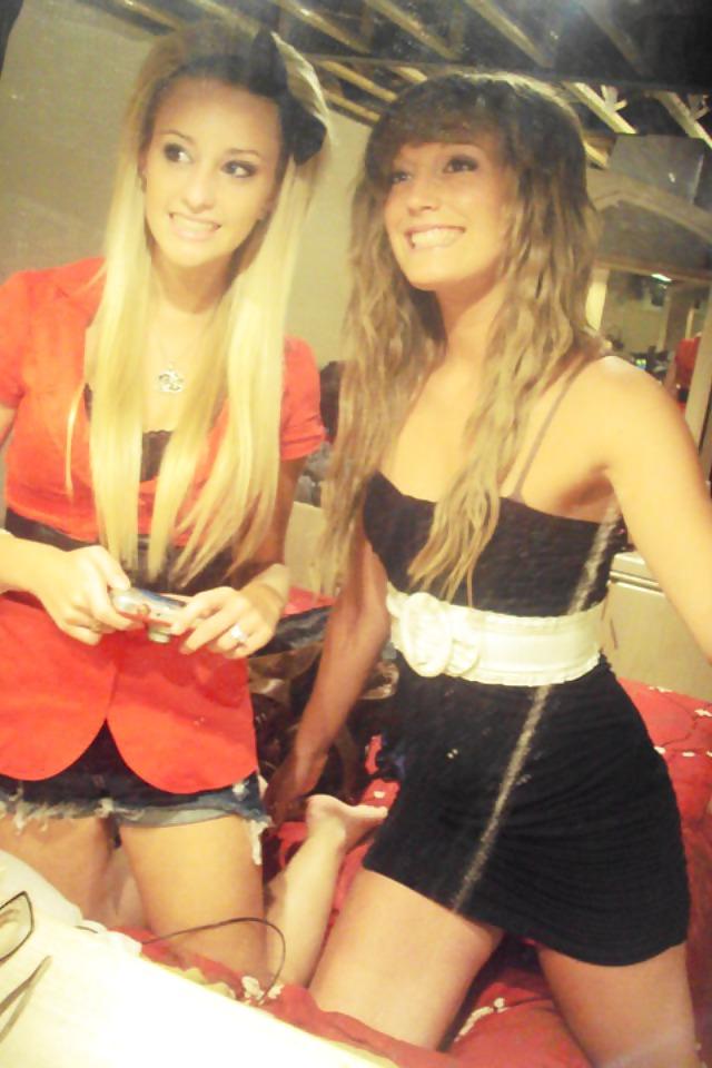 25P Facebook babes 18 (STILL unique edition)