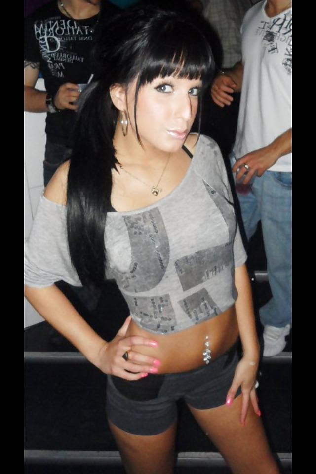 25P Facebook babes 18 (STILL unique edition)