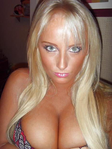 19P Hot Blondie with Big Boobs - BBenito
