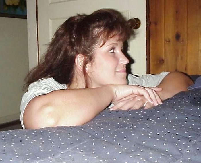 25P Black Breeding Young Wife
