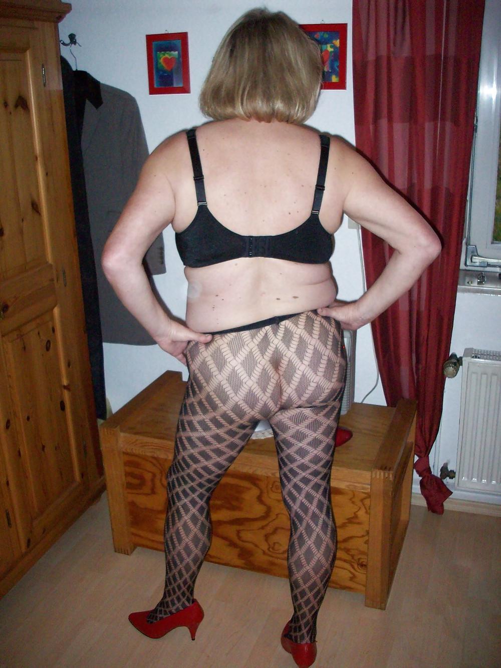 14P German slut