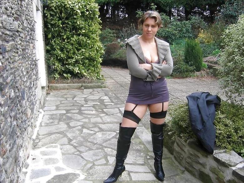 25P Street hookers, cheap trashy whores 