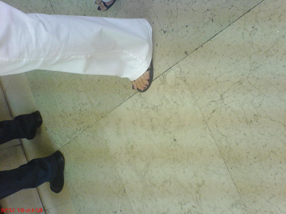 17P Some street feet