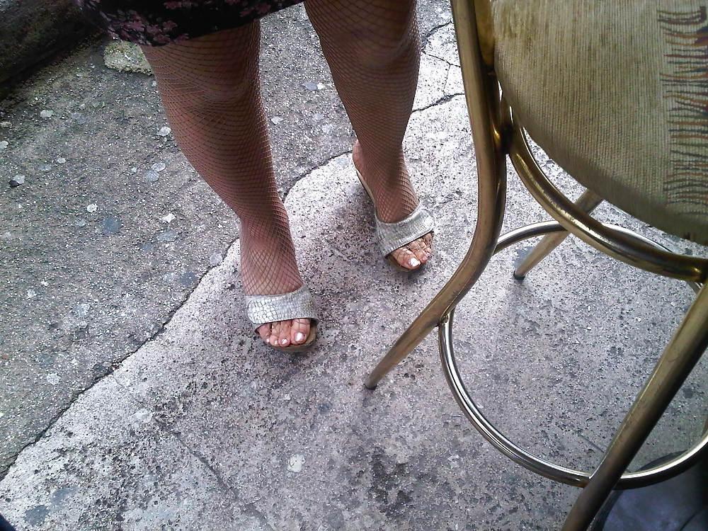 17P Some street feet