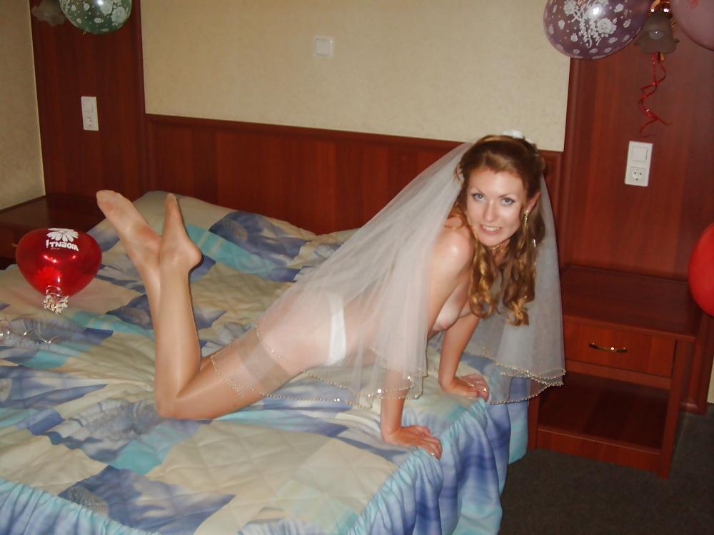 18P Redhead on wedding night 