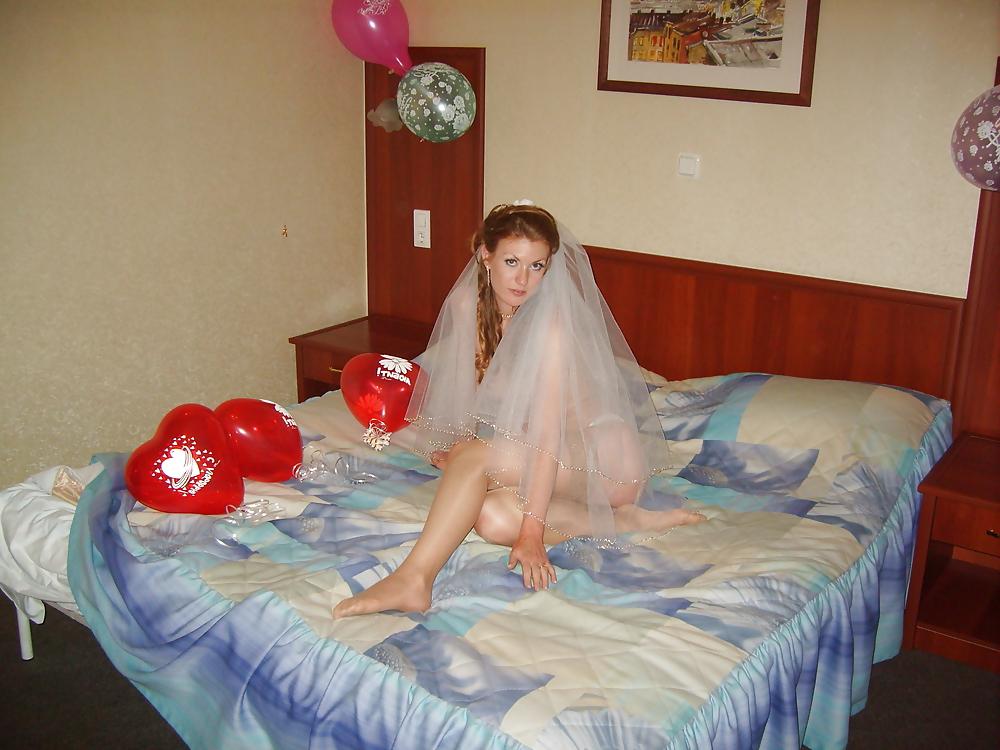 18P Redhead on wedding night 