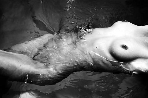 25P Wicked Water Erotic - Session 2