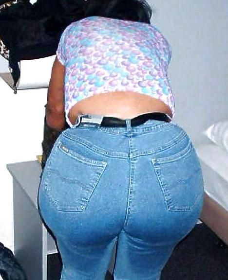 20P Big Booty 29