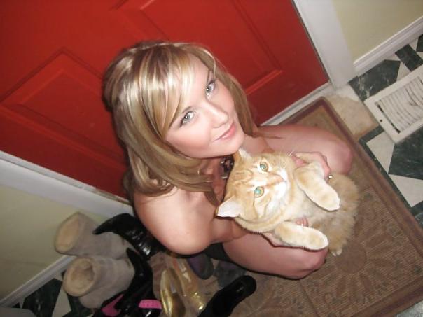 14P Jewel BABES HOT SHOW