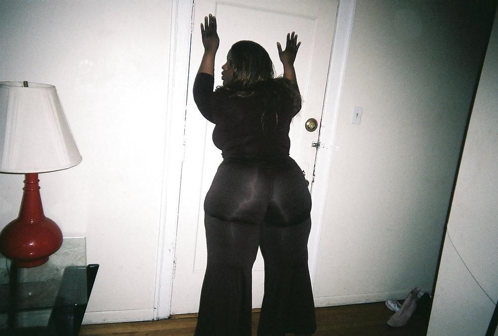 25P Nice Ebony Booty by ReggieMillz