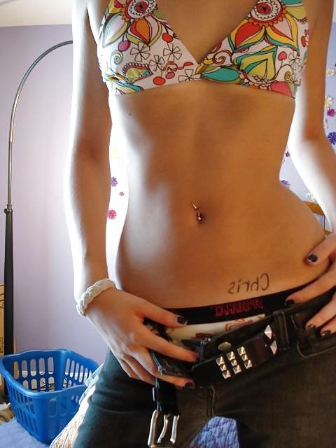 25P Tattooed - pierced - punk - emo - rockabilly - chicks - BD71