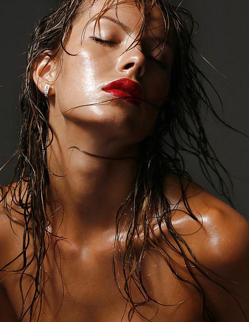 25P Erotic ways 7