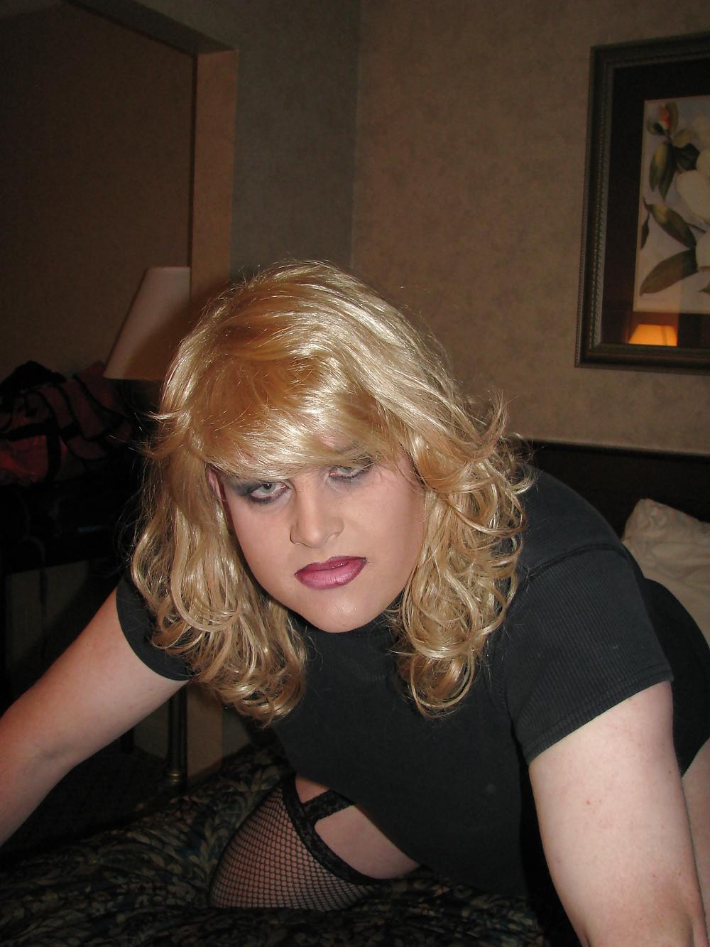 11P Crossdressing Fun XXX