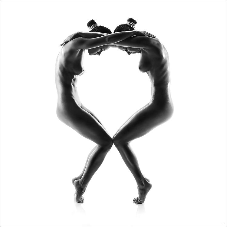 22P Erotic Nude Art 2