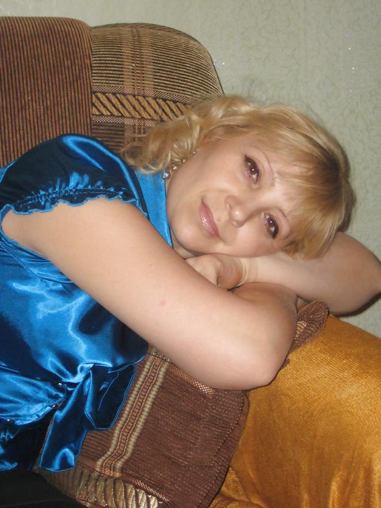 25P Sexy mom for cum