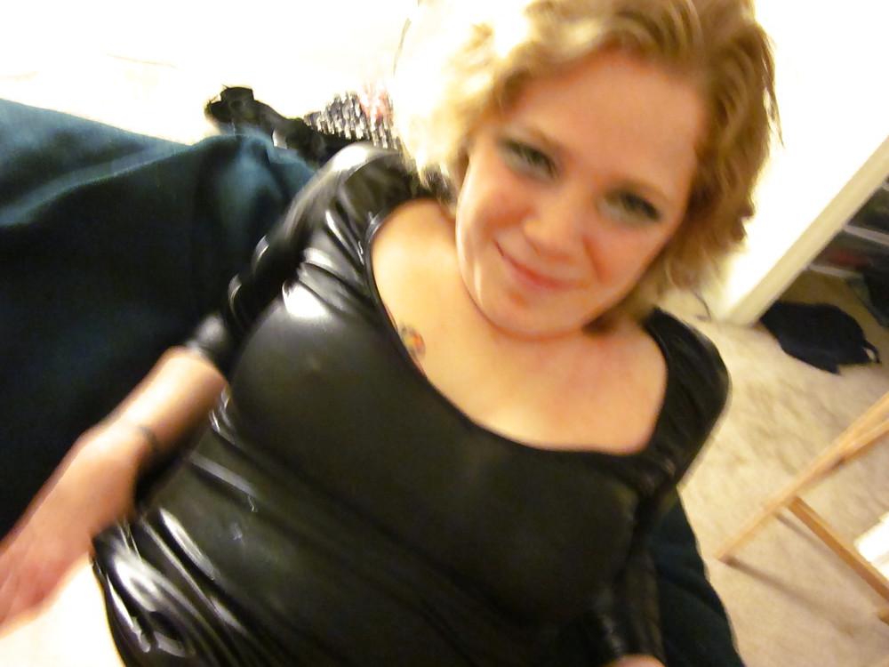 25P Baby slut stripper smokes pours wax on cock