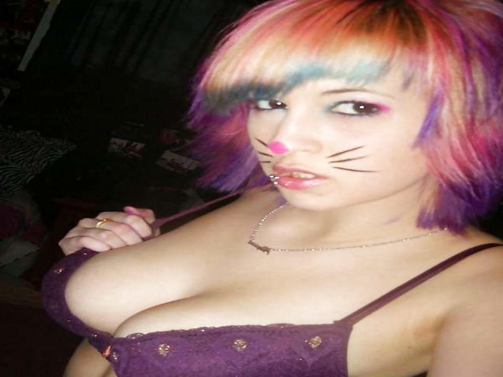 25P SO CUTE GFS BIG BOOBS HUGE TIGHT ASSES