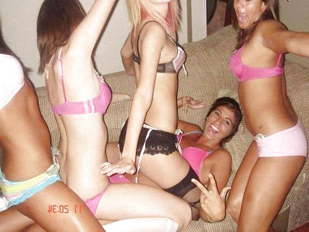 25P SO CUTE GFS BIG BOOBS HUGE TIGHT ASSES