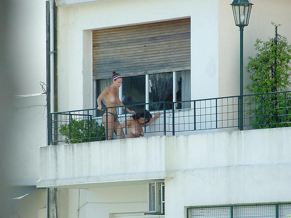 8P Balcony