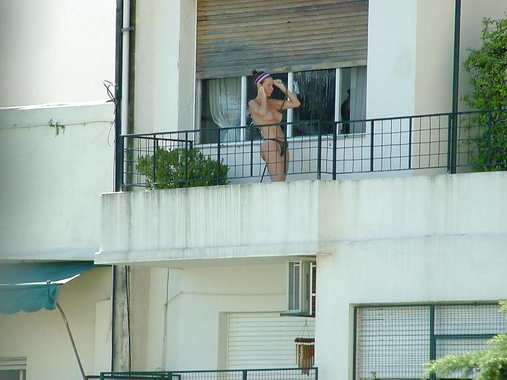 8P Balcony
