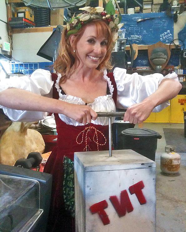 25P Mythbuster Kari Byron: Real & Fake