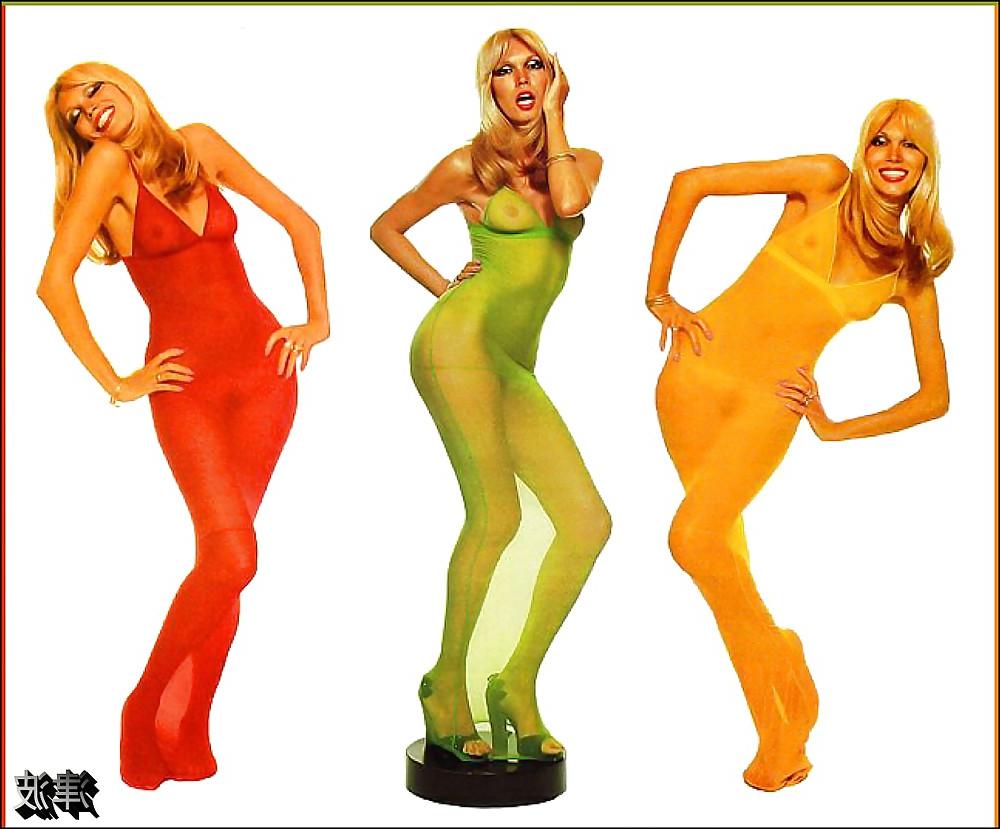 25P Amanda Lear