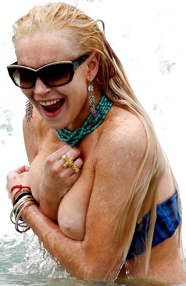25P Celebrities Nude Nip