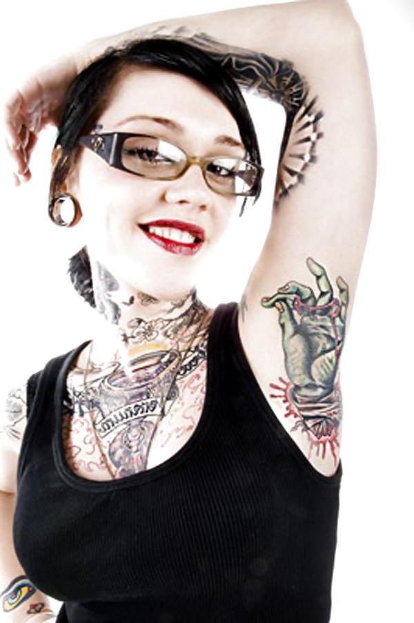 25P More tattooed and pierced chicks 2