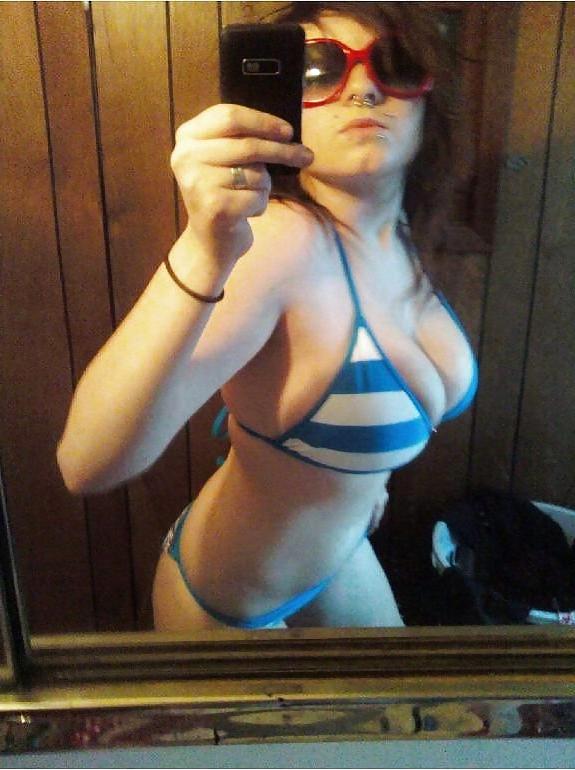 25P More tattooed and pierced chicks 2