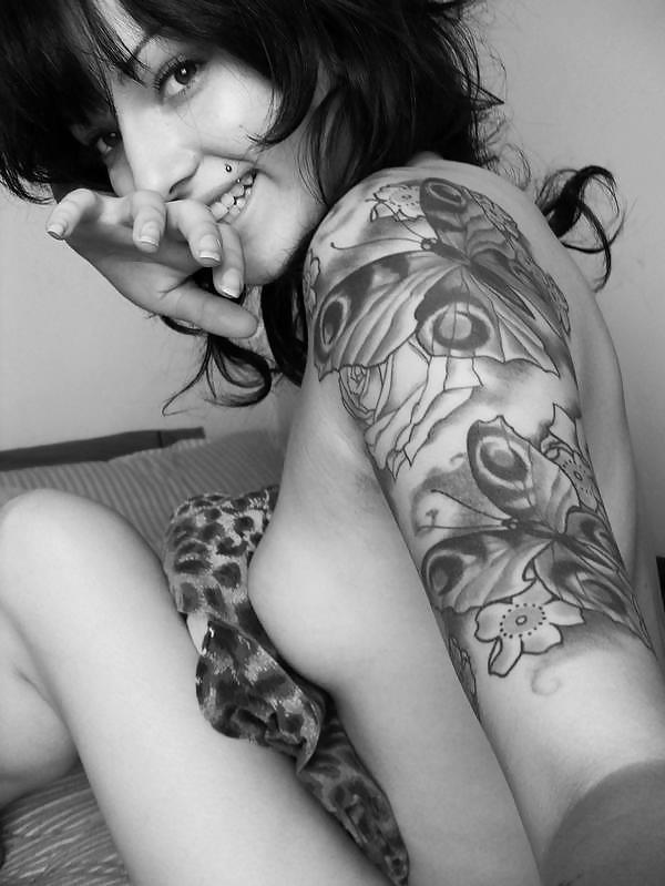 25P More tattooed and pierced chicks 2