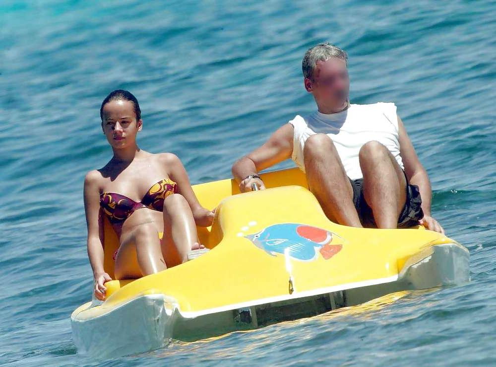 25P Alizee photo collection