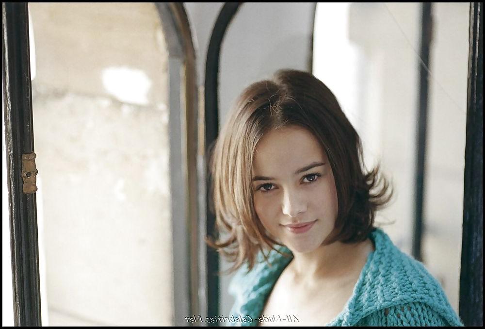 25P Alizee photo collection