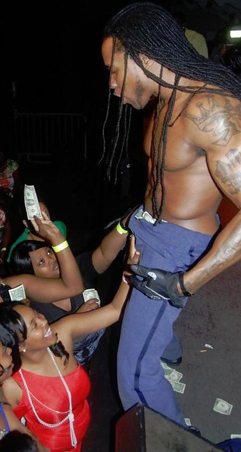 25P Girls Getting Wild With Black Strippers