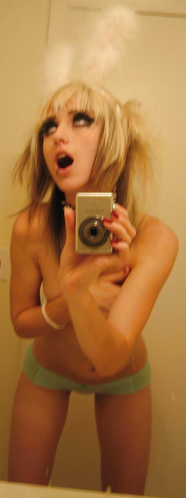 25P Emo Pics
