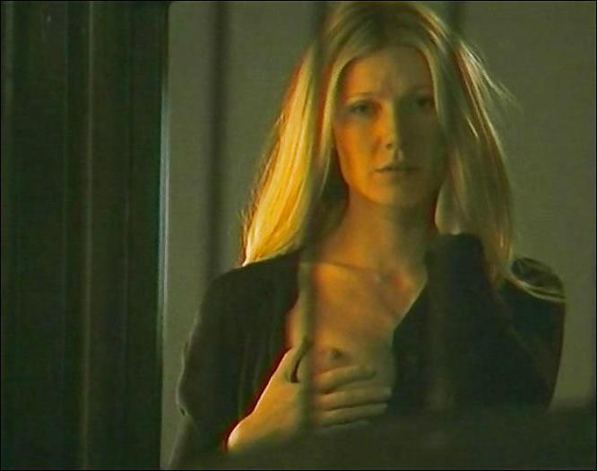 25P Celebrities Nude Nip 03