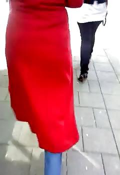 16P Hijab asset street walk