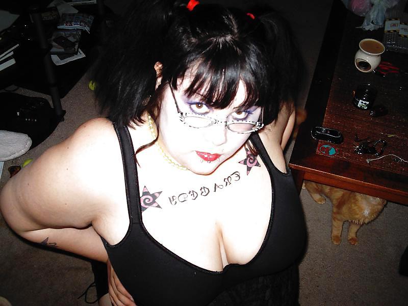 15P EMO plumper with huge tits sucks cock