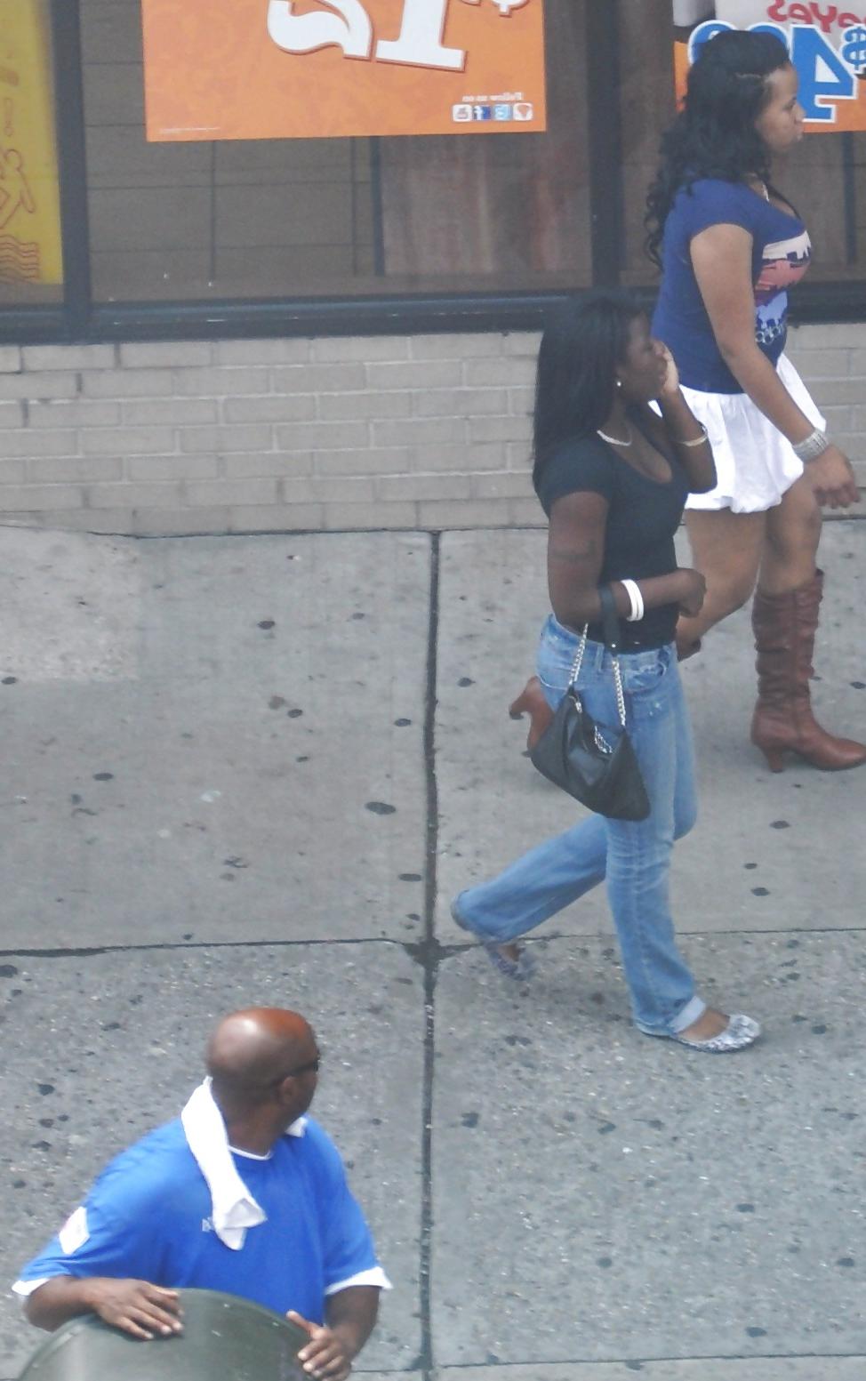 6P Harlem Girls in the Heat - 131 - New York Boots