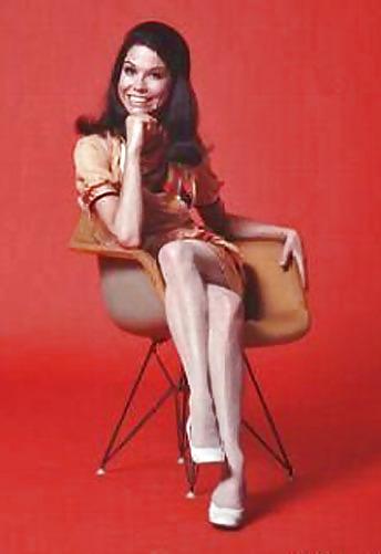 25P Mary Tyler Moore Legshow plus Fakes