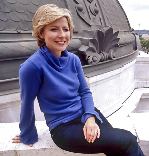25P Samantha Brown pics & fakes