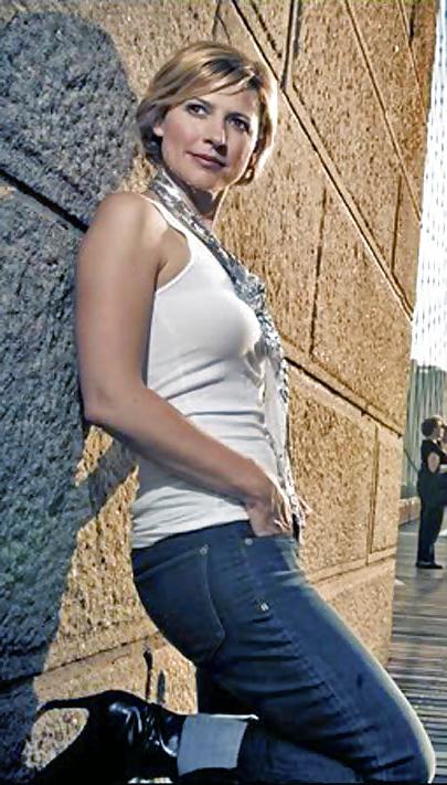25P Samantha Brown pics & fakes