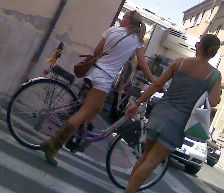 5P On the street