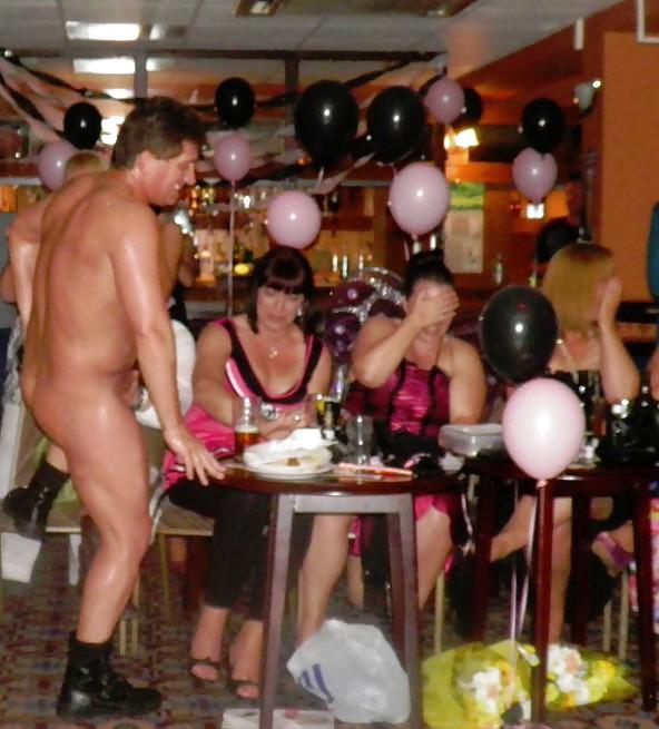 4P Wife is Shocked by Stripper Size