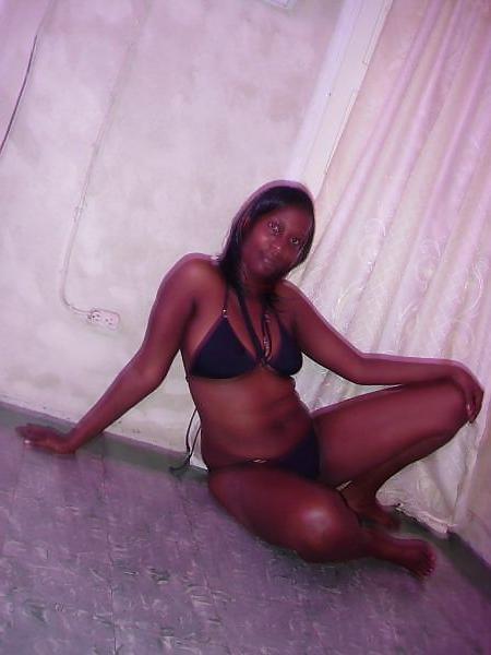 25P Random ebony booty 2